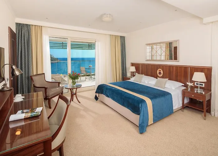 Superior King Room